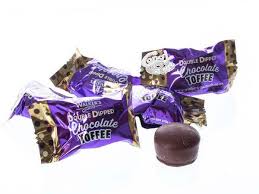 Walkers Double Dipped Chocolate Toffees 135g